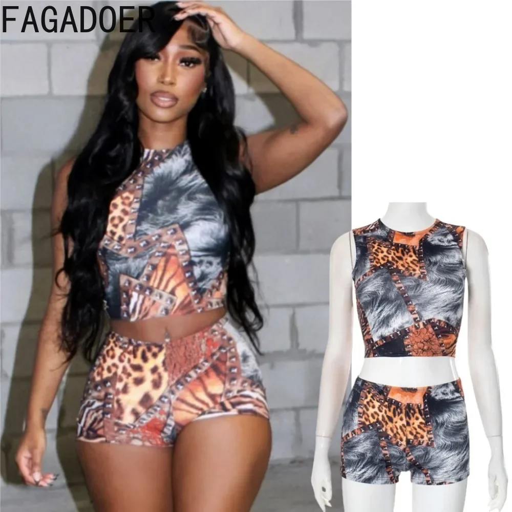 

FAGADOER Leopard Printing Two Piece Set For Women Fashion Sleeveless Crop Top And Bodycon Shorts Suit Female Streetwear Clothing