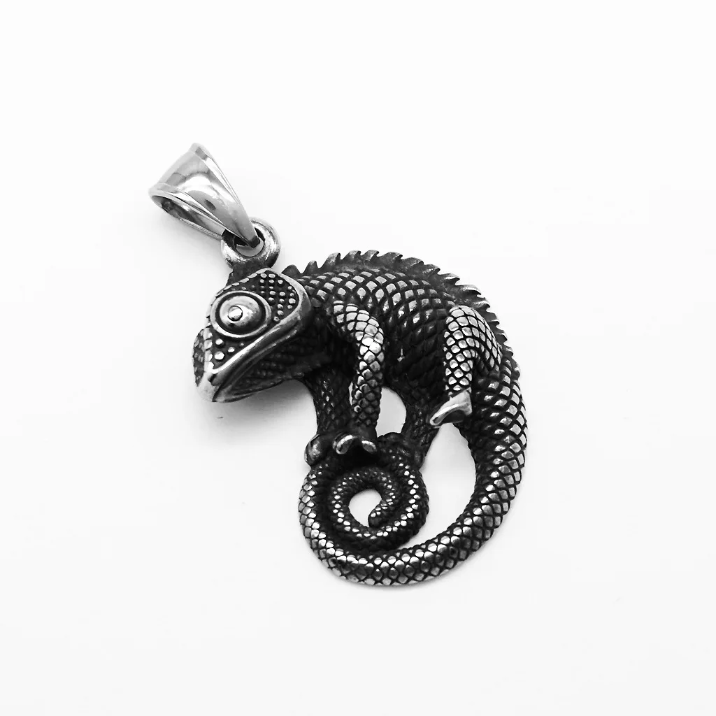 Retro Punk Hip‑hop Chameleon Pendant Necklace for Men, Stainless Steel Unique Animal Shape Streetwear Neck Jewelry Gift