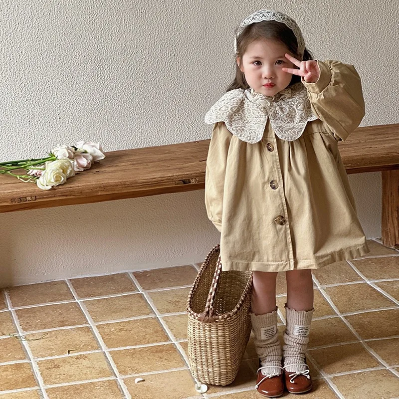 Girls Windbreaker 2026 Spring New Fashion Embroidered Lapel British Style Medium Long Windbreaker Casual Daily Temperament