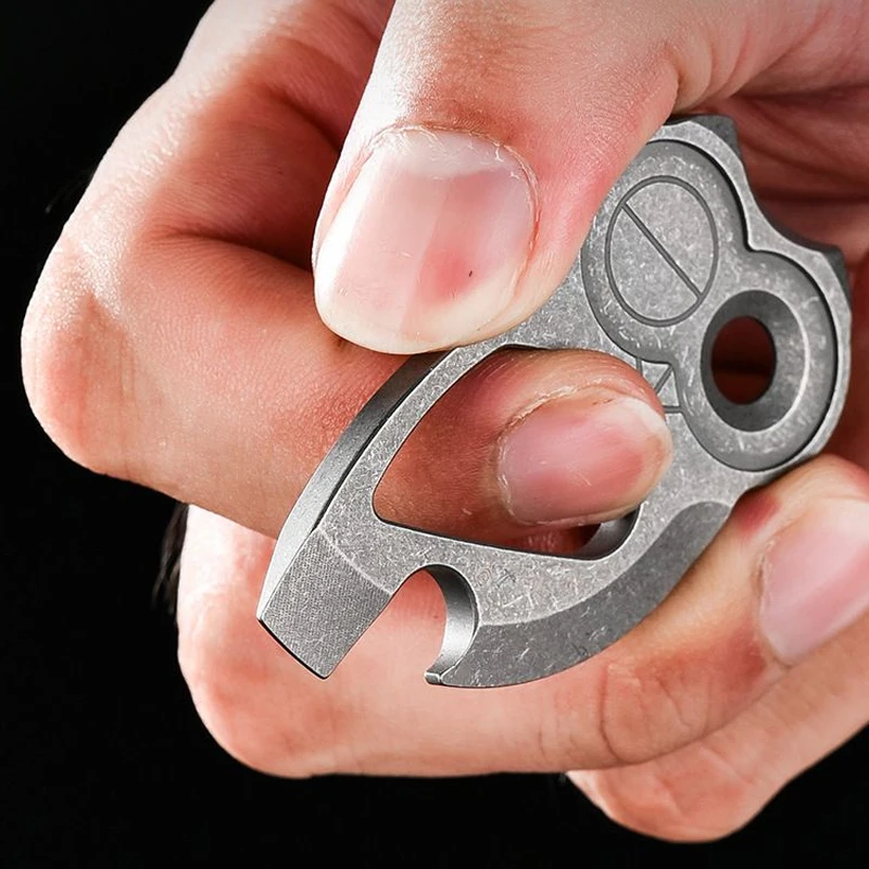 Outdoor Titanium Alloy EDC Creative Owl Bottle Opener Multifunctional Key Pendant