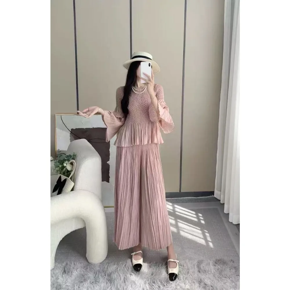 

Miyake Pleated Wave Fashion Suit Spring 2025 Women's Two Pieces Set Elegant Top Wide Leg Loose Trousers fold Plus Size Set
