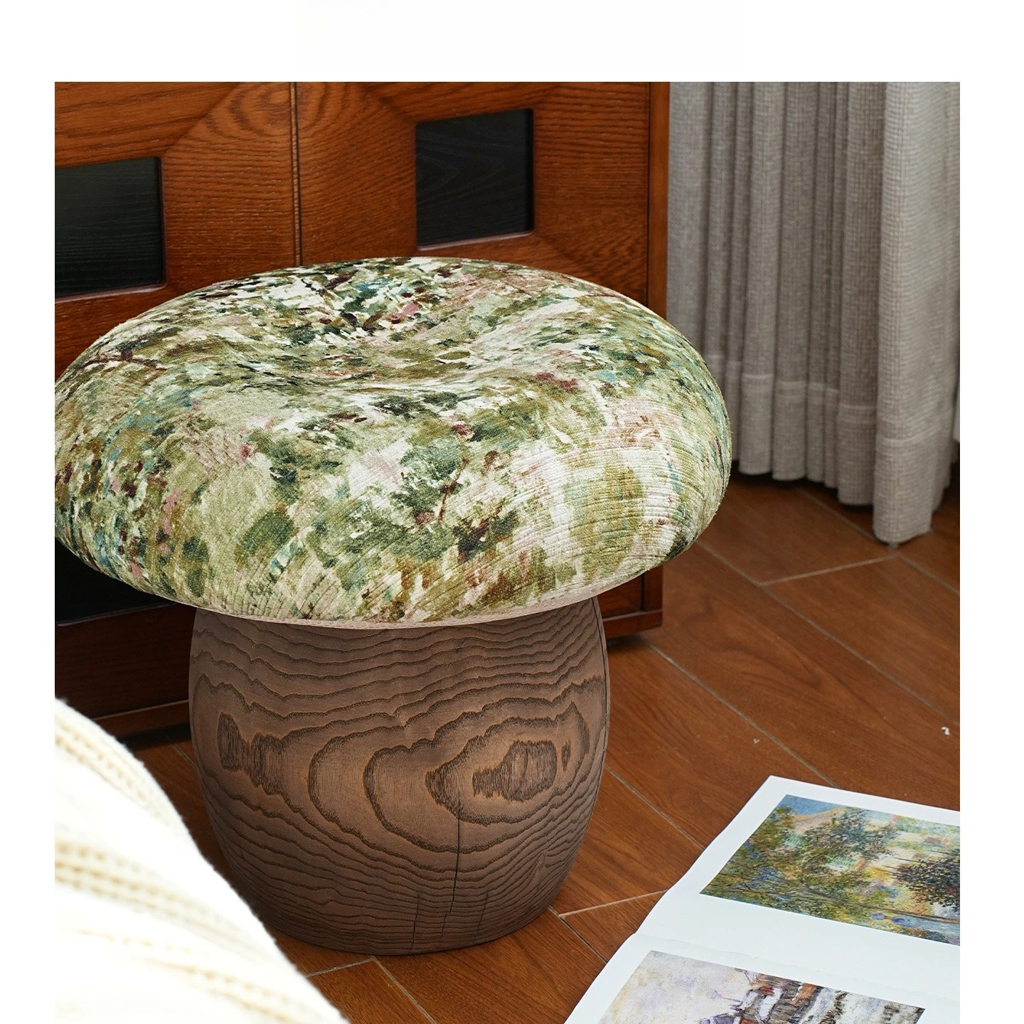 Green mushroom stool log low stool household shoe changing stool