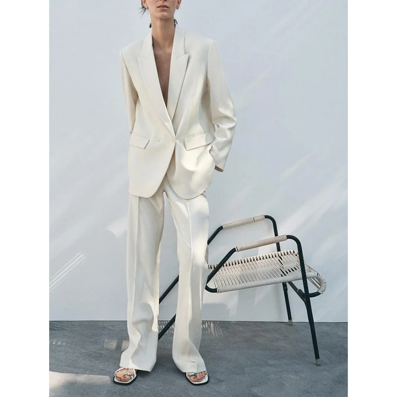 سترة رسمية طويلة الأكمام بصف أزرار مزدوج 2380677 مع بنطلون واسع بسيط 2386677 زي أنيق للسيدات في مجال الأعمال #4