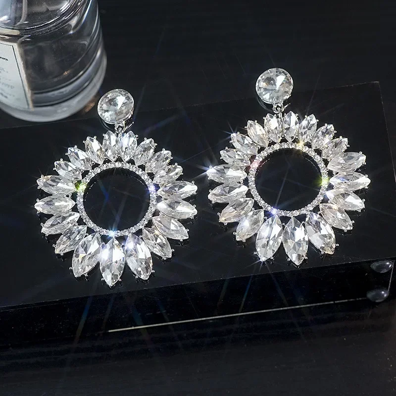 Shine Flower Crystal Drop Earrings Water Drop Geometric Rhinestones Earrings Women Fashion Jewelry Gifts