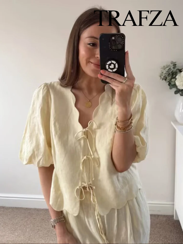 HH 여성 우아한 솔리드 레이스 반팔 크롭 웨이브 사이드 V넥 탑+엘라스틱 웨이스트 사이드 포켓 캐주얼 슬림 반바지 세트