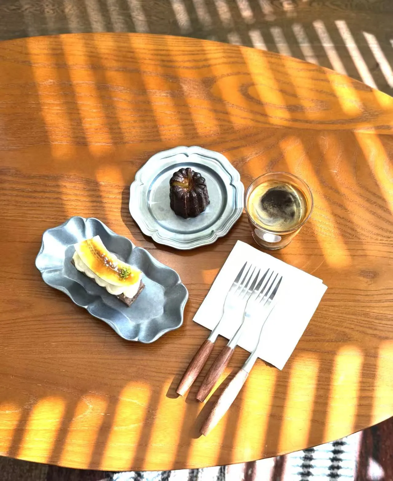 plato-de-metal-estilo-japones-con-encaje-rectangular-para-postres-aperitivos-comedor-estilo-de-lujo-ligero-bandeja-para-joyas