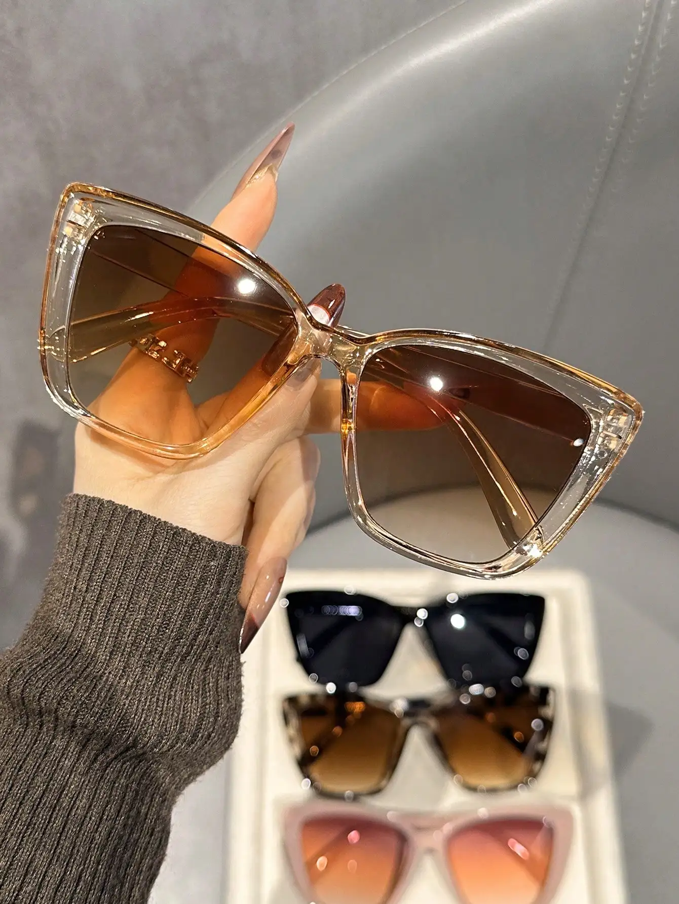 4pcs Women's Oversized Cat Eye Plastic Multicolor Retro Bohemian Chic Elegant Aesthetic Glasses, Versatile Fashion For Autumn/Winter, Suitable For Music Festivals, Vacations, Fits All Face Shapes, Also Great Accessory For Summer Beach