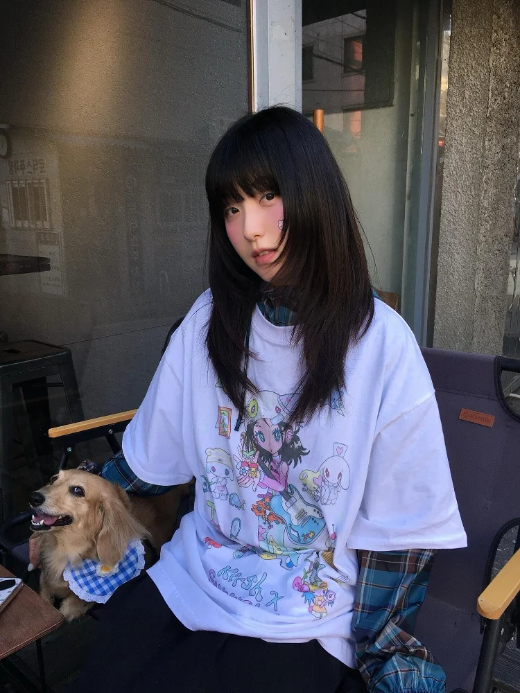 

Casual Cotton Anime Musician Girl Cartoon Print Loose Fit ort Sve T-irt Korean Sle Commute Faion Women's Top