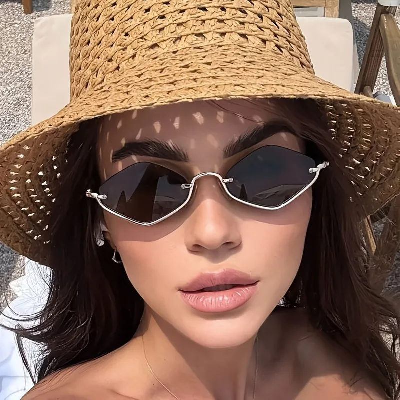 

Металлические солнцезащитные очки в полуоправе с бриллиантами для мужчин и женщин Ins Trend Крутые солнцезащитные очки Персонализированные солнцезащитные очки