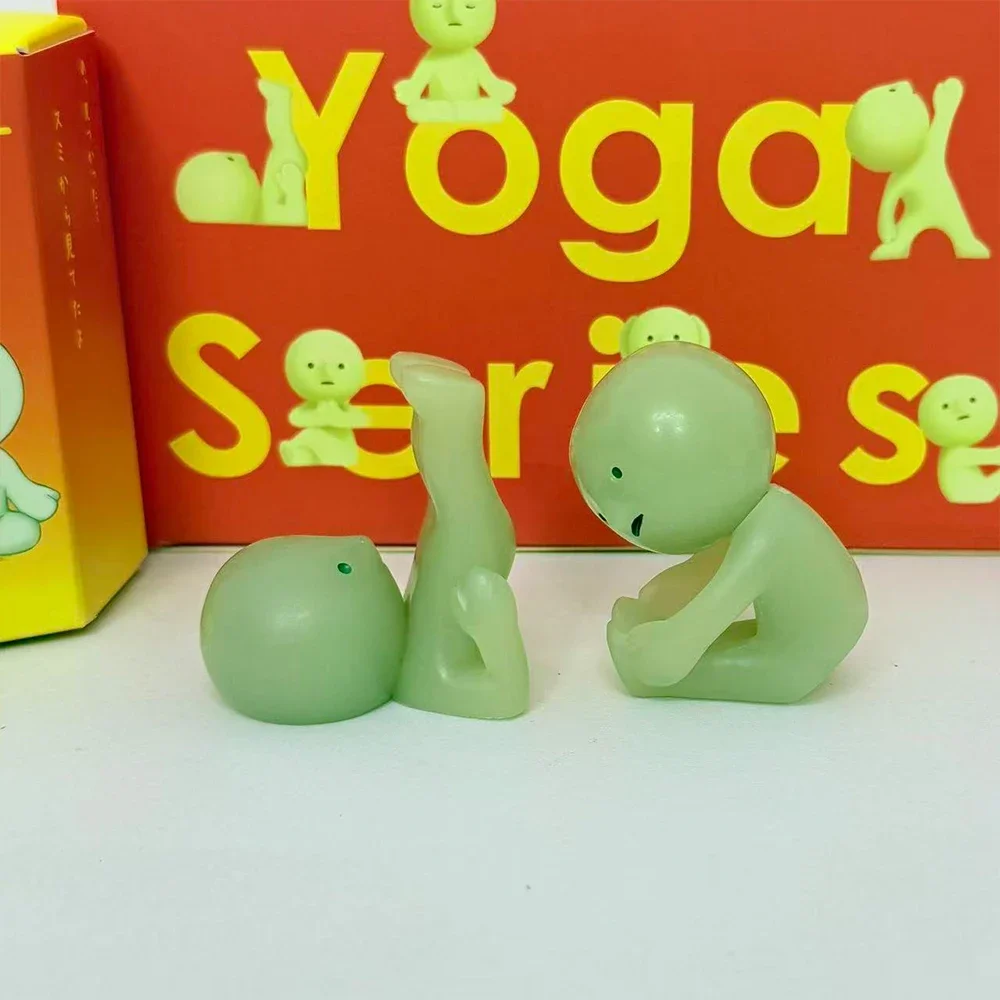 حار جودة عالية جديد SMISKI اليوغا سلسلة مضيئة دمية نموذج صندوق أعمى زخرفة لطيف الزاوية يونيو قزم ديكور سيارة Kawaii الهدايا