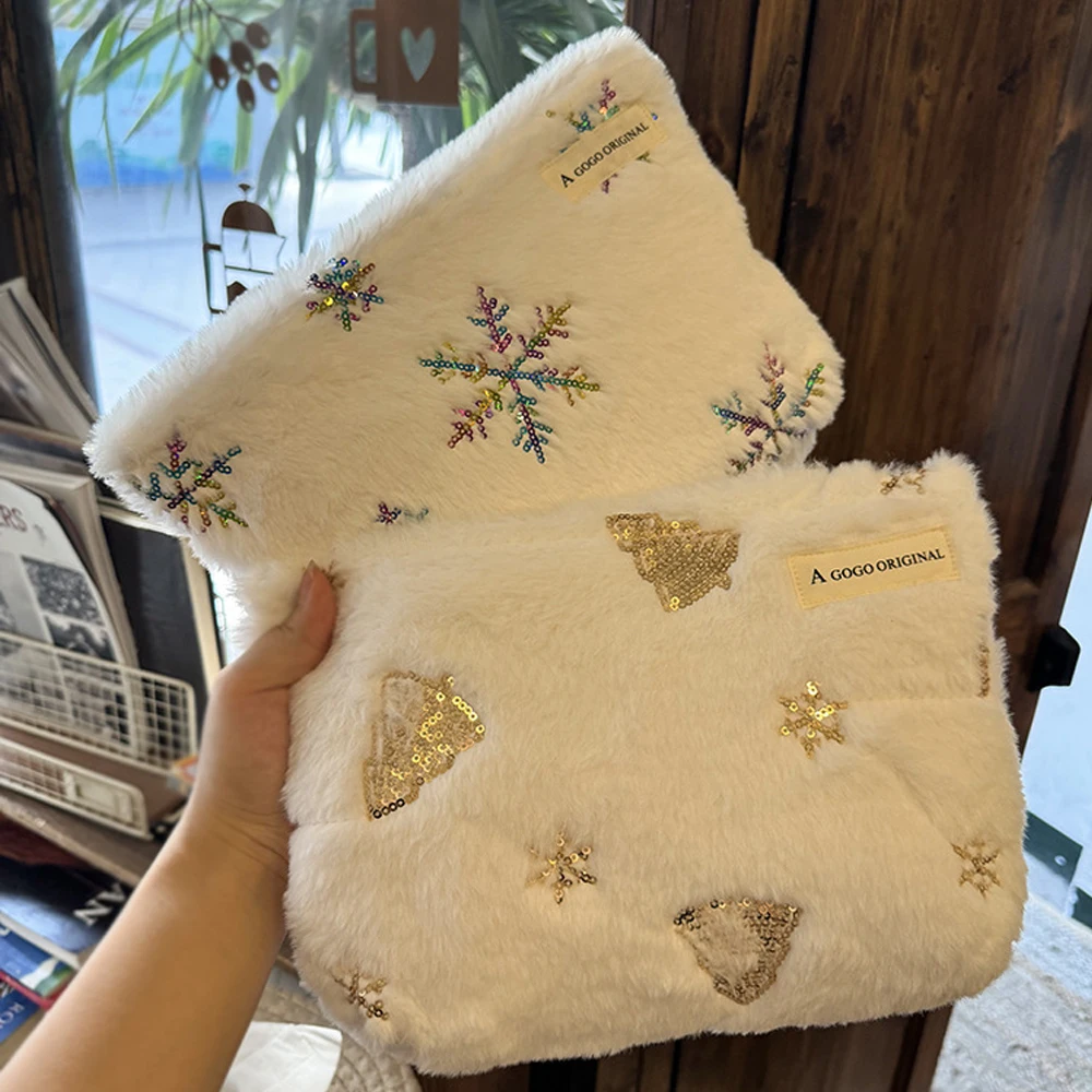 

Christmas Tree Cosmetic Bag Plush Velvet Soft Makeup Bag Portable Zipper Toiletry Organizer Pouch Girl Holiday Christmas Gift