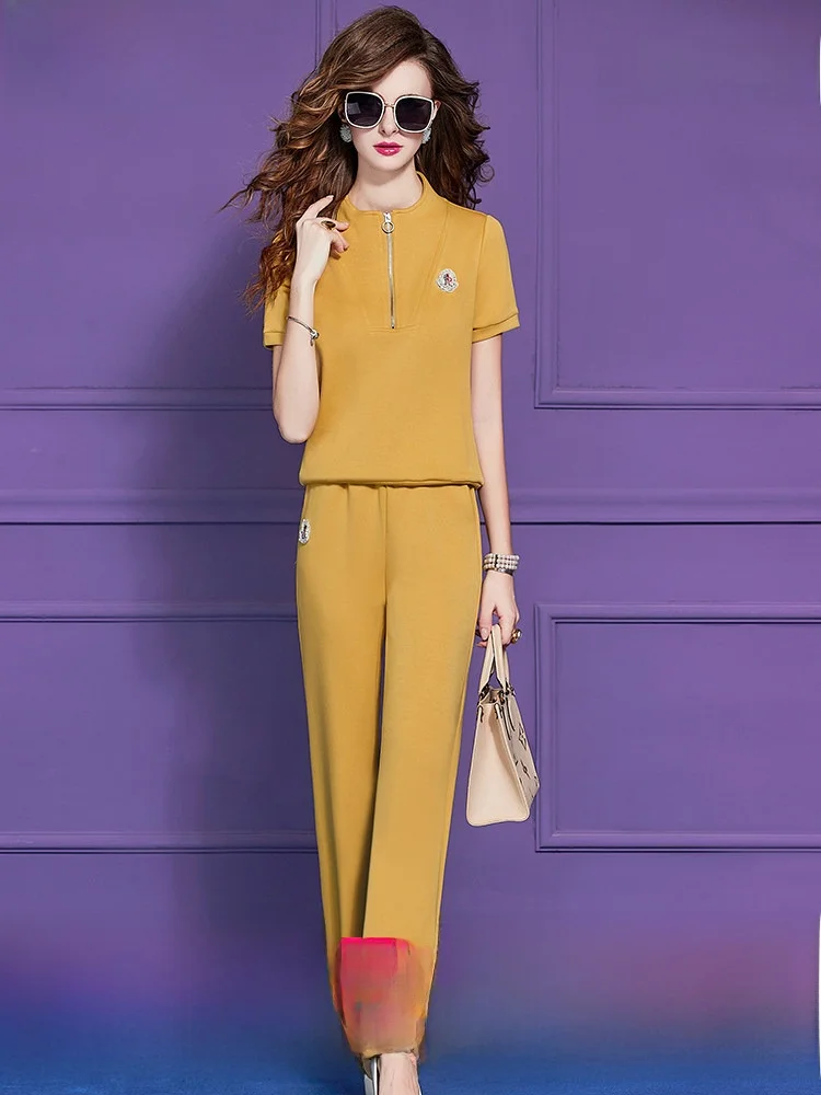 

Phimengyi Anti-Aging Summer Fashion Set Women's Crew Neck Short Sleeve T-Shirt Sports Pants Two-Piece Set Polyester Spandex