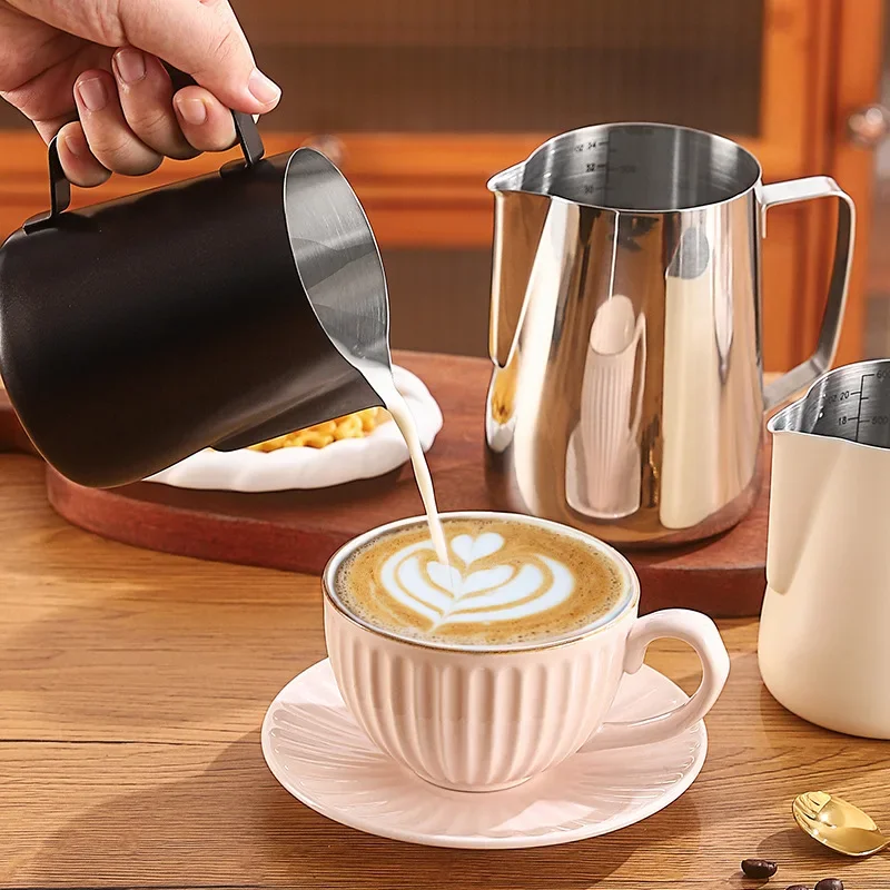 Pichet à mousser le lait en acier inoxydable 350 avec échelle, 600ml, 304 ml, latte à vapeur, art de la cuisine, outil de barista expresso,