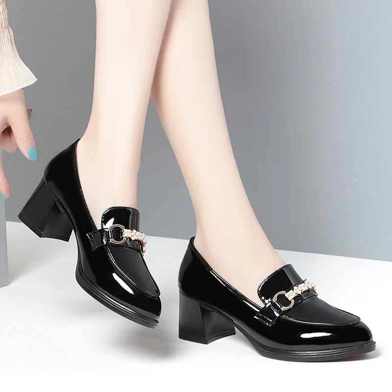 High Quality Pumps for Women Solid Color Thick Heel Soft Leather Shoes Patent Leather British Woman Round Toe High Heels Shoes