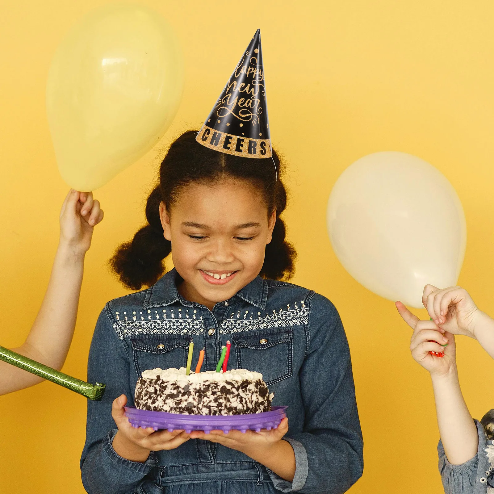 

6 Black Gold Birthday Paper Hats New Year Party Supplies 2025 Cone Hats New Years Eve Celebration Fun Party Caps