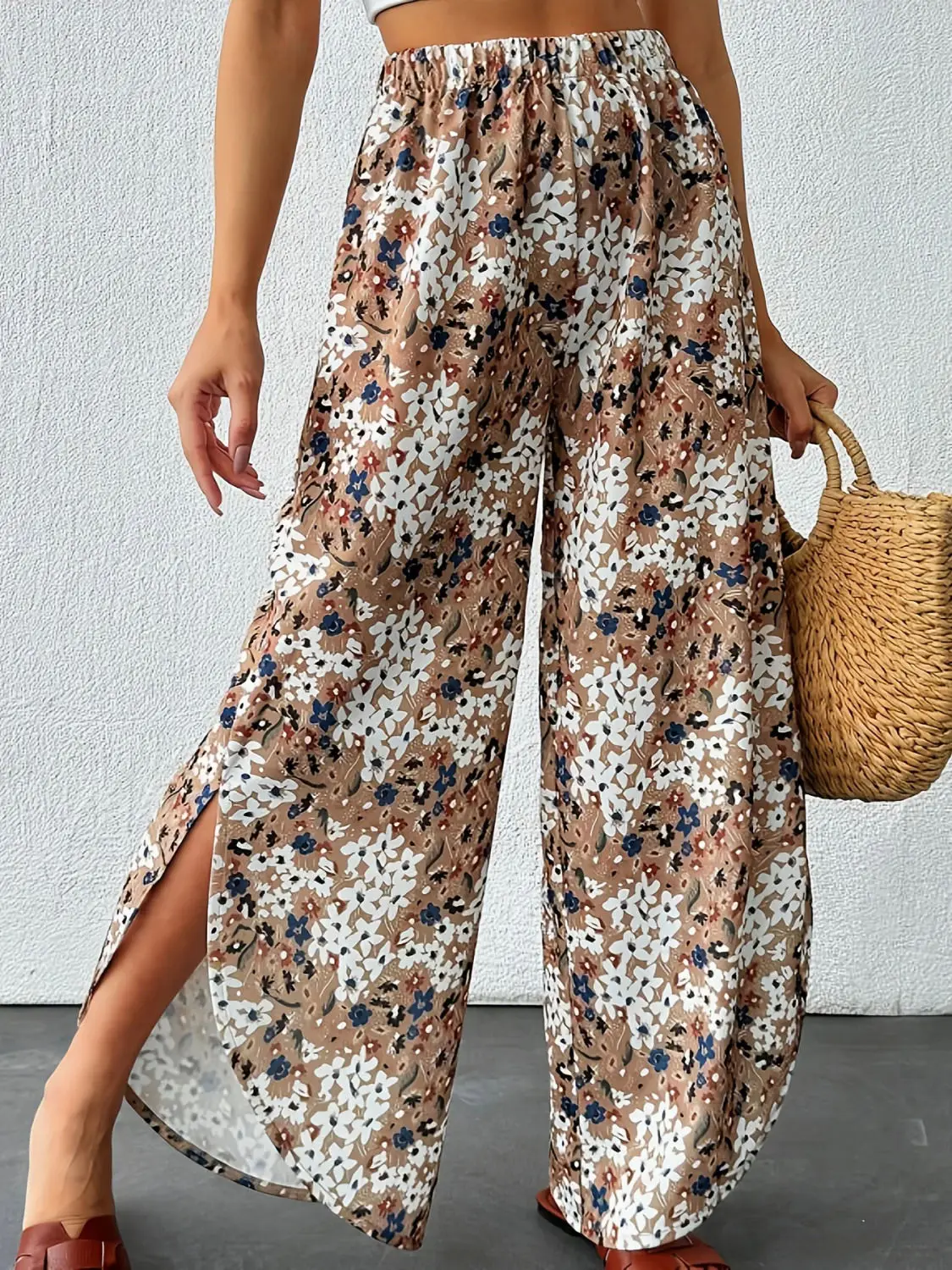 

Vacation Style Long Pants with Small Flower Prints High-slit Wide-leg Pants Long-length Casual Women's Pants for Commuting