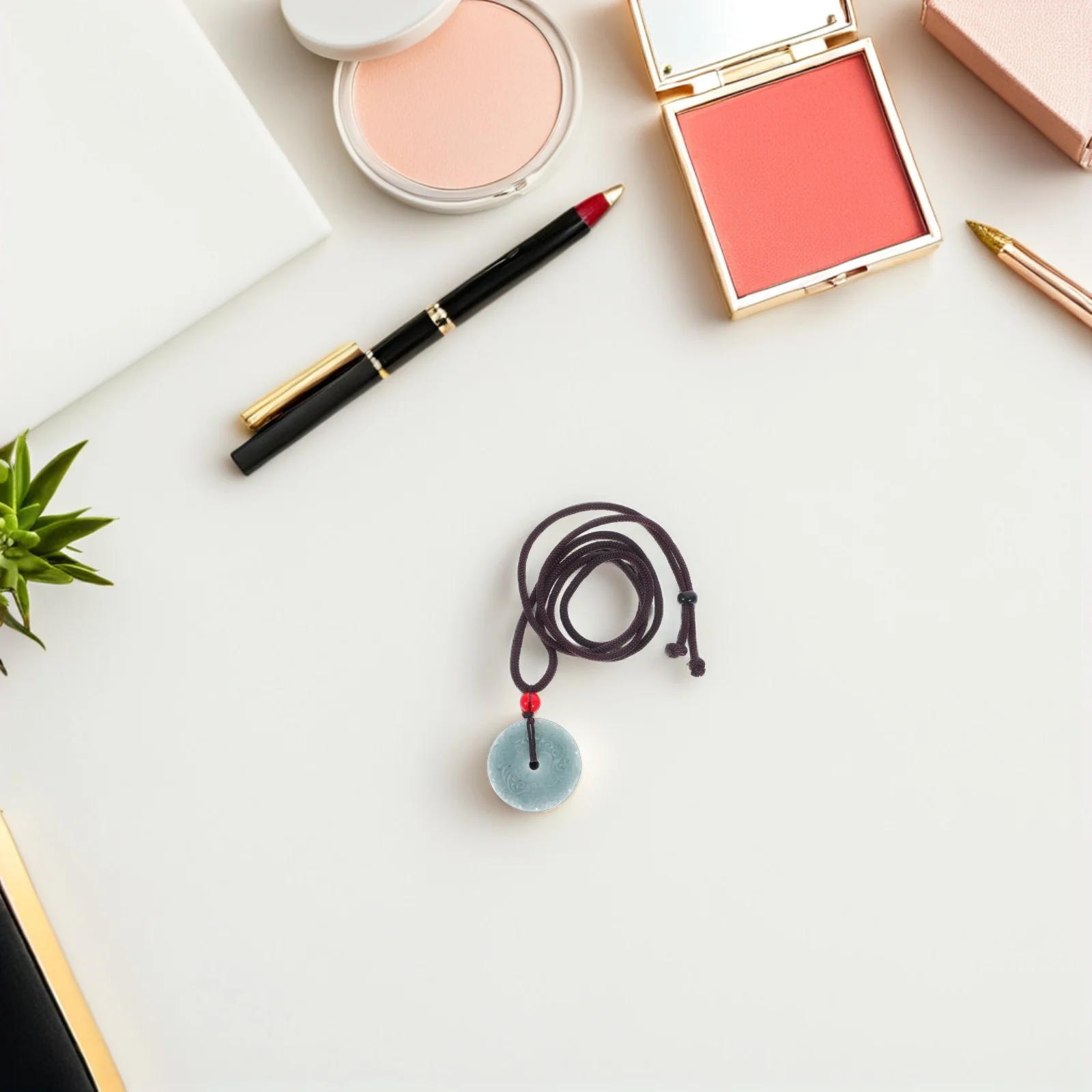 

Retro Green Jade Necklace Floral Carved Vintage Jewelry for Women Men Chinese Fortune Birthday Anniversary Gift