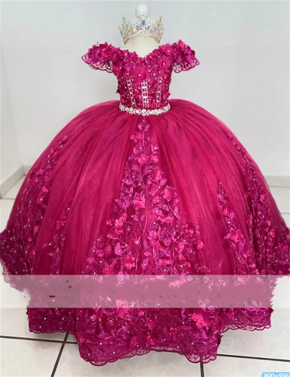 Deluxe Shoulder Flower Girls Dress Off Applique Royal Blue Crystals Beads New Design Princess Ball Gown For Birthday Gown