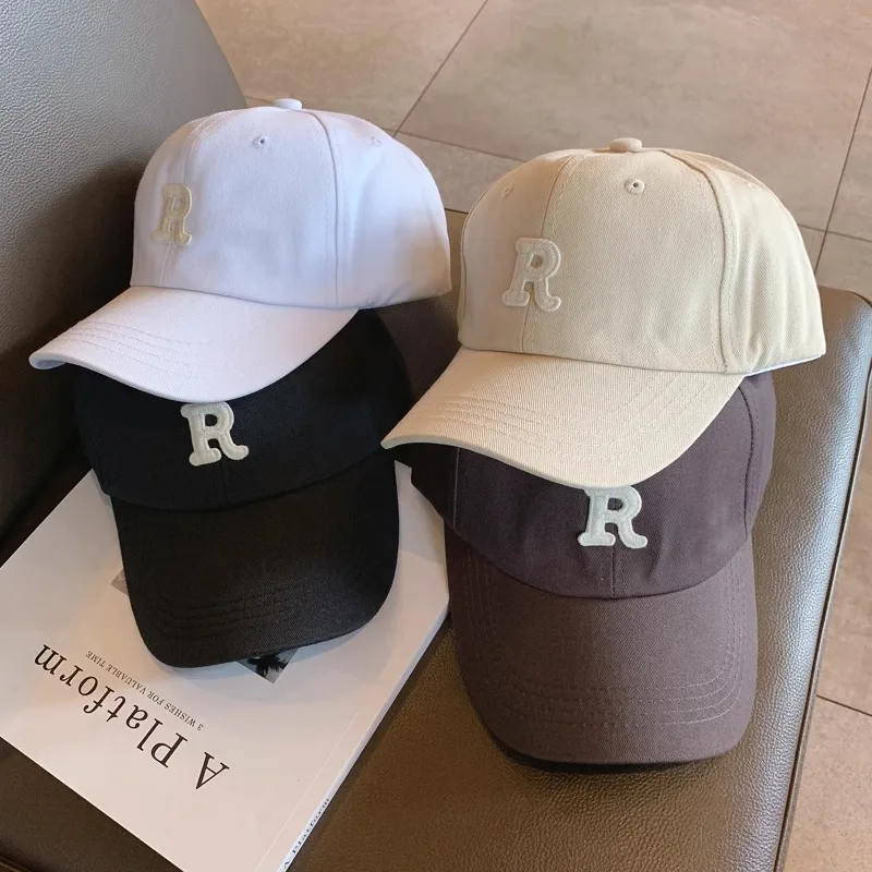 Soft top versatile hat R logo letter baseball cap for men and women, solid color casual sports duckbill cap