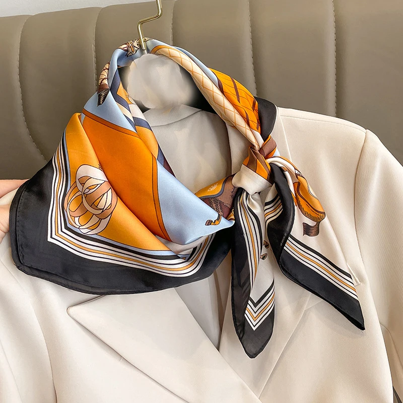 70*70cm Seide Quadrat Schal Frauen Taschentuch Gedruckt Weibliche Schal Kopf Bandana Kleine Hals Schalldämpfer Seide Satin haar Hijab Schal – Detail 1