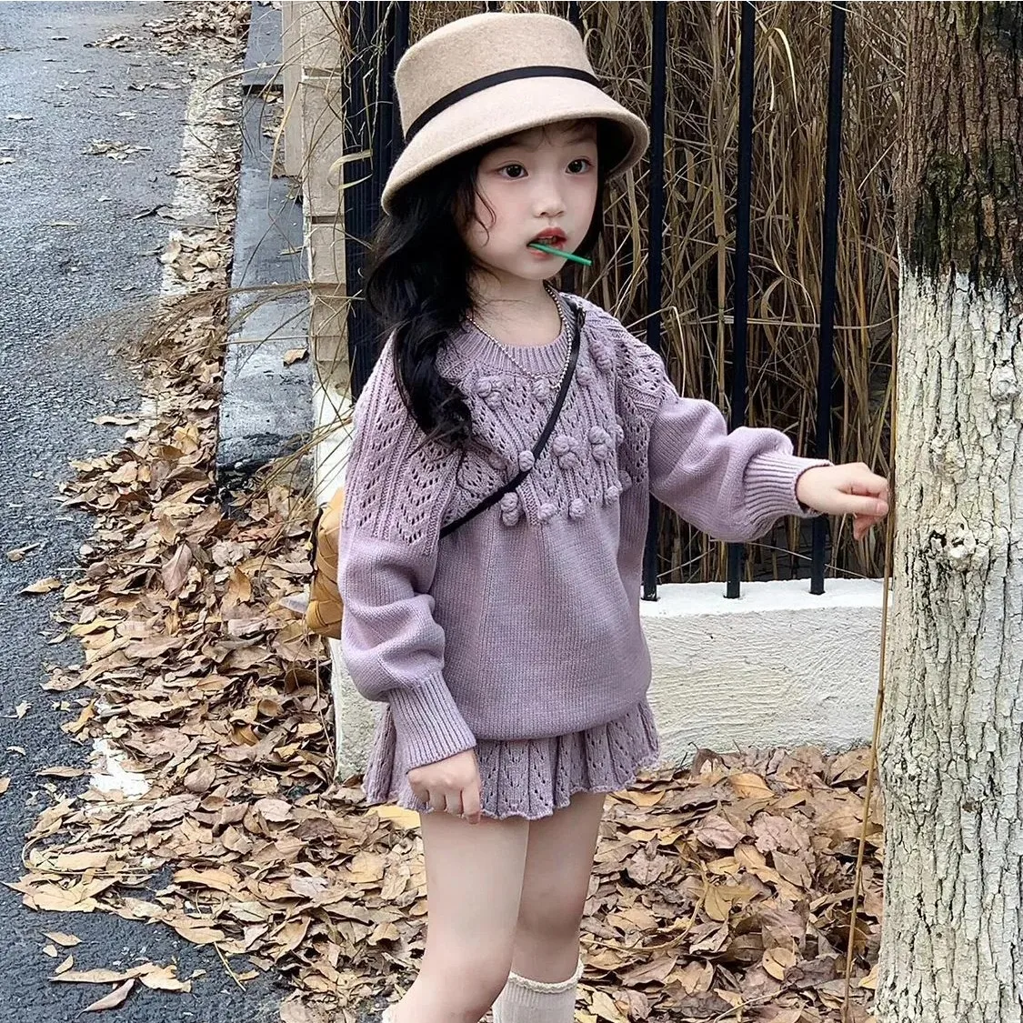 

Autumn/Winter Girls' Purple Knitted Set New Children's Hollow Knitted Set Head Sweater Half Skirt 2-piece Set