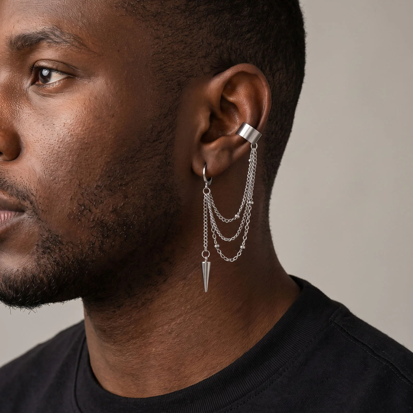 Vnox Edelstahl Mehrschichtige Ketten-Ohrklemme Creolen für Herren Punk Kegel-Spike Hängeohrringe Knorpel-Clip Schmuck Geschenk