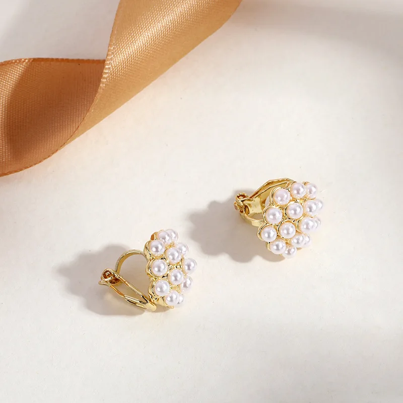 GRACE JUN New Arrival Clip on Earrings for Women\'s Fashion Pearl Enamel No Pierced Earrings Gold Color Cuff Earrings Ear Clip