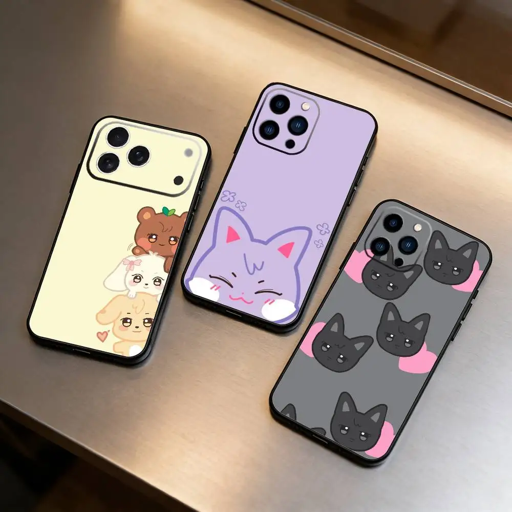 

Hot R-ATEEZ Kpop Phone Case For iPhone 17 16 15 14 13 12 Max Plus Silicone Black Cover