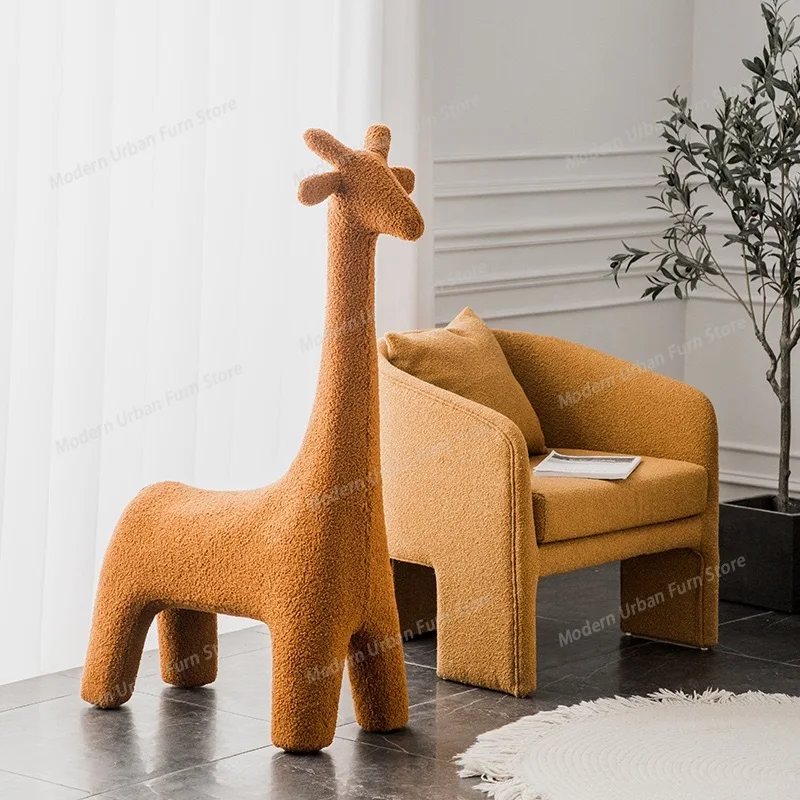 Nordic children's animal stool creative baby giraffe chair home living room web red color cartoon shoe stool