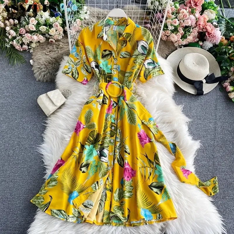 Vestido de manga curta com estampa vintage francesa de verão