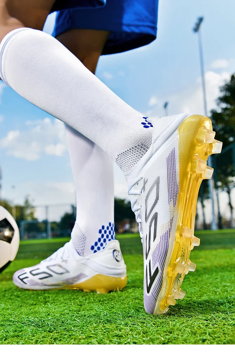 Neue Herren-Fußballschuhe, beliebte Fußballschuhe, rutschfeste Spielschuhe für Rasenplätze, hochwertige Sneaker, Hallenfußballschuhe, hohe Modelle für den Außenbereich. – Detail 2
