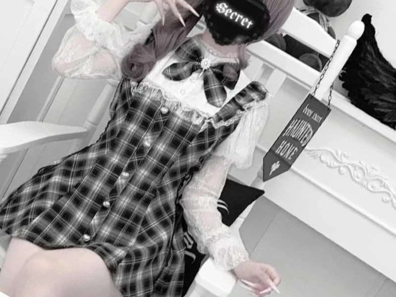 ชุดเซ็ตสองชิ้น เดรสเอวสูงและกางเกงขาสั้น สไตล์สาวหวาน ชุดสูทญี่ปุ่นแท้ คอตั้ง แต่งผ้าลูกไม้แขนยาว แต่งโบว์