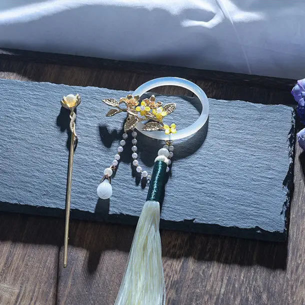 Neue chinesische Haarschmuck-Kollektion für Damen: Braut-Hanfu-Haaraccessoires mit Quasten und Blumen – Beliebte Haarclips und Kopfschmuck – Detail 10