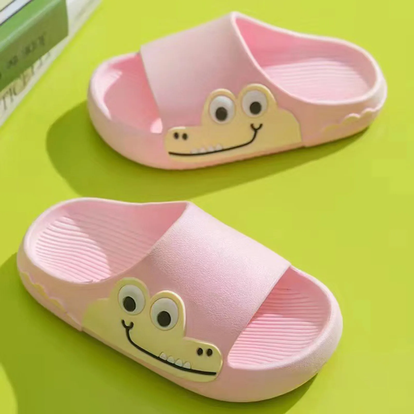 Children\'s Slippers Summer Cute Card Suit Animal Solid Colour Slippers Girls Boys Light Breathable Comfortable Home Slippers