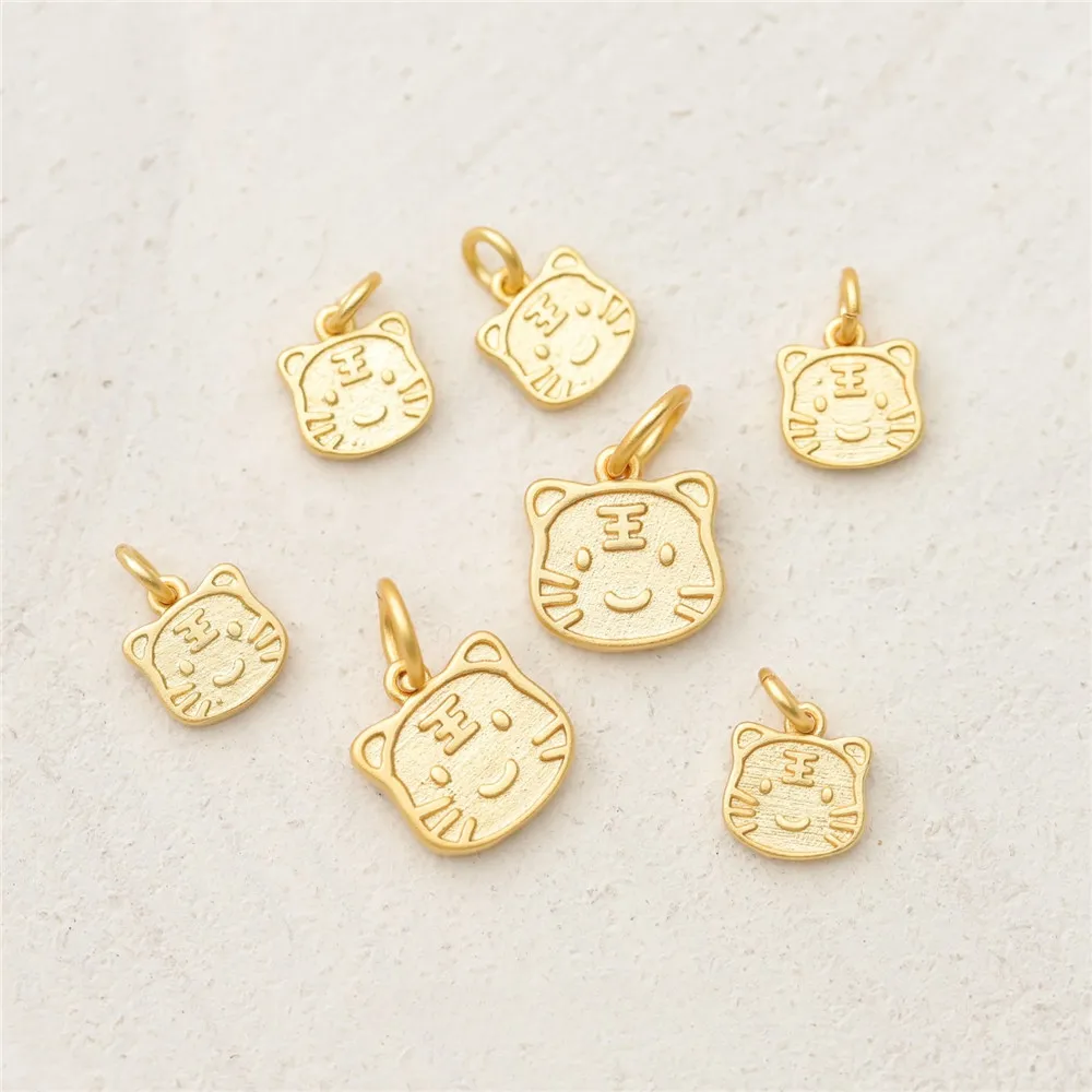 

Copper Plated Real Gold Sand Gold Craftsmanship Cute Cute Tiger Pendant DIY Necklace Bracelet Handmade Charm Accessories S341