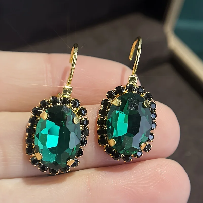 Europäische ovale Ohrringe, Vintage-Design mit grünem Edelstein, eleganter, anspruchsvoller Ohrschmuck, grenzüberschreitender Großhandel, neuer Bestseller