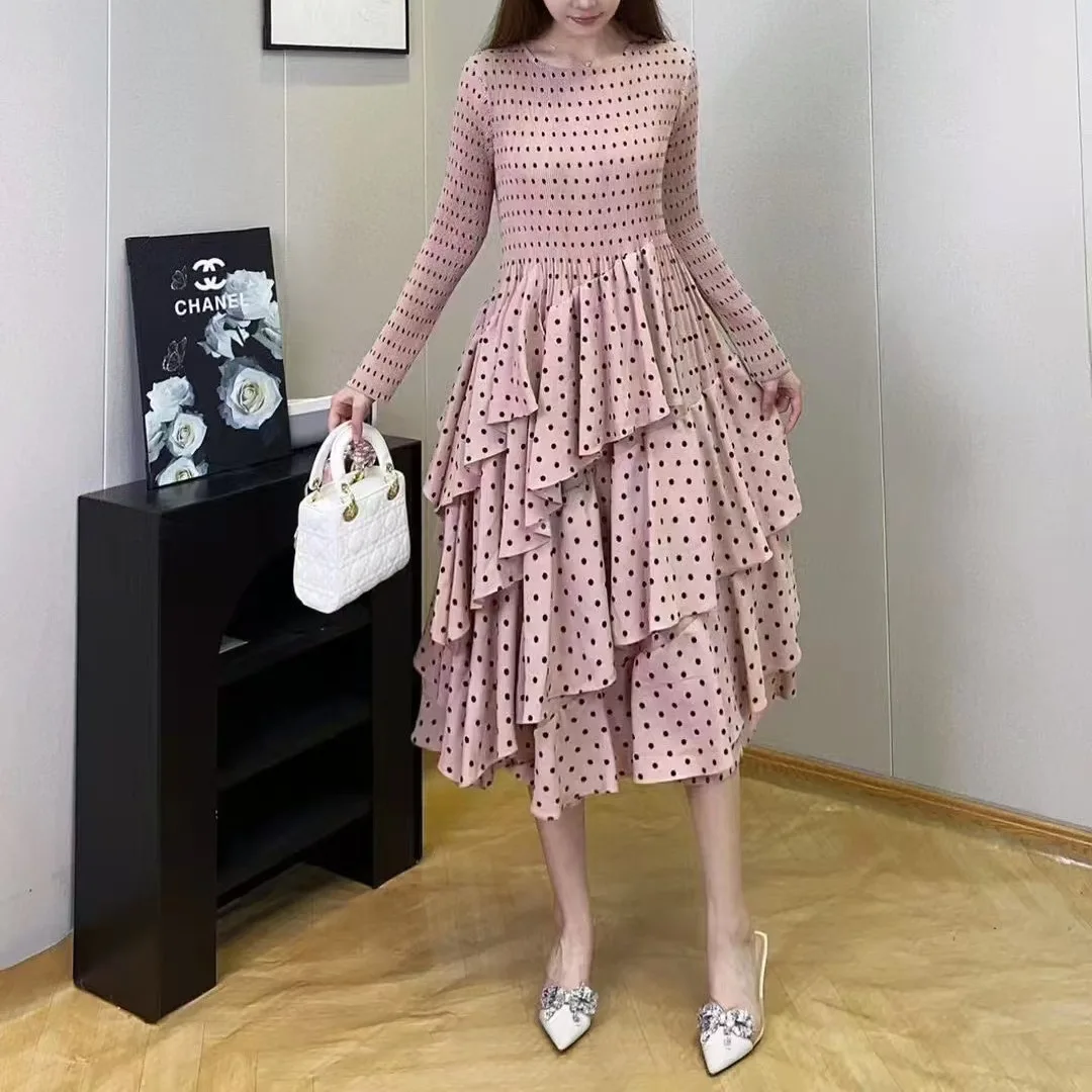 2024 Miyake Fashion Autumn Long Sleeve Dress Women's Polka Dot Cake Design Sense Niche Versatile Long Dresses Women's Clothing