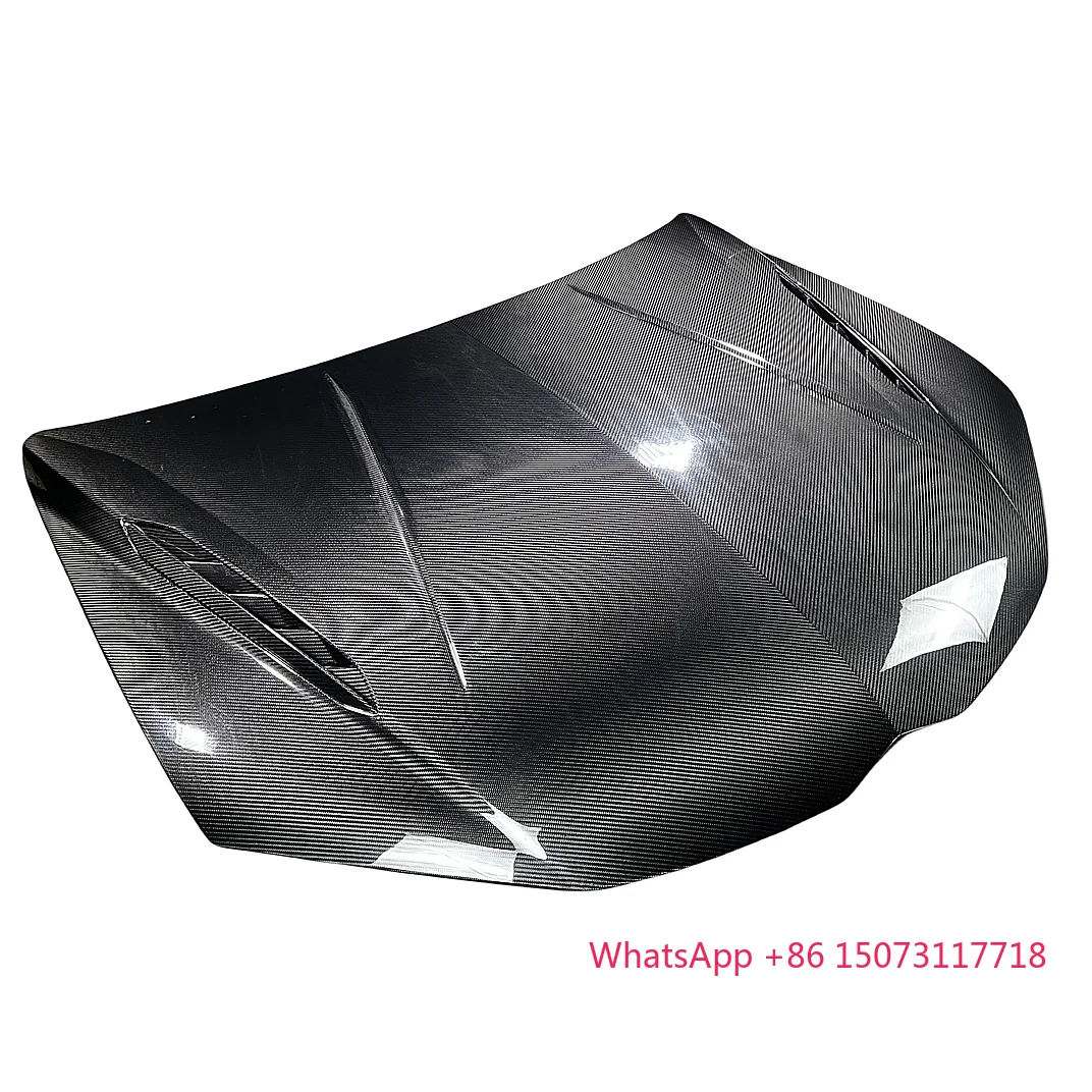 Suitable for  Urus Modification and Upgrade of the New Performante Dry Carbon Fiber Engine Hood