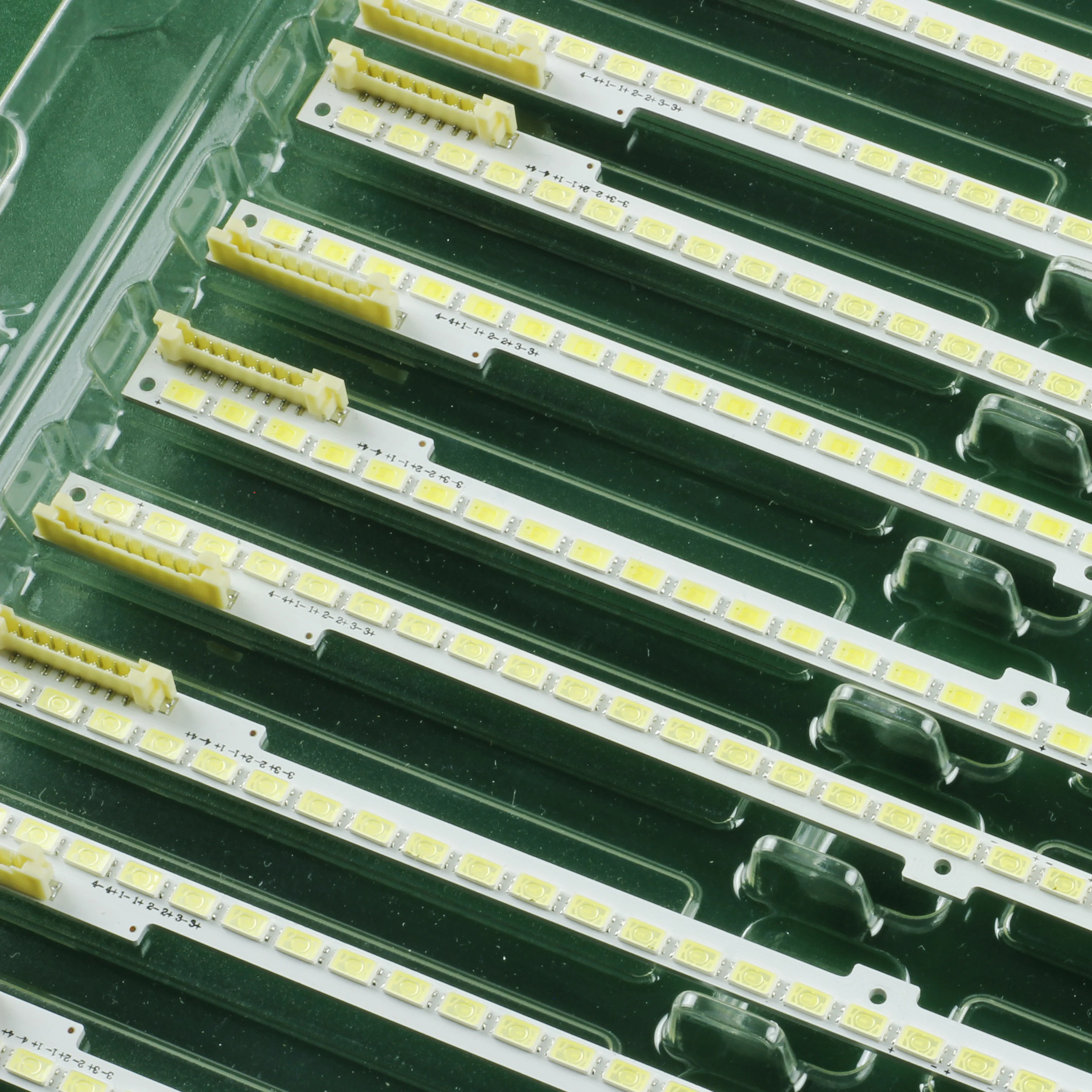 LED バックライト ストリップ 2011SVS40 6.5K LTJ400HV01-J LTJ400HV02-J UE40D6530WS UE40D6510WS UA40D6600WN UE40D7000 UA40D6530 UE40D6750