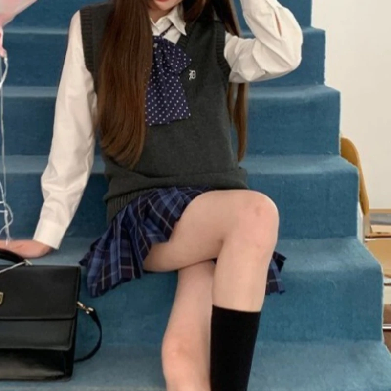 K‑style Women's Campus‑Style JK Two‑Piece Set, Classic Spring‑Autumn V‑Neck Embroidered Knit Sweater Vest School Uniform Outfit