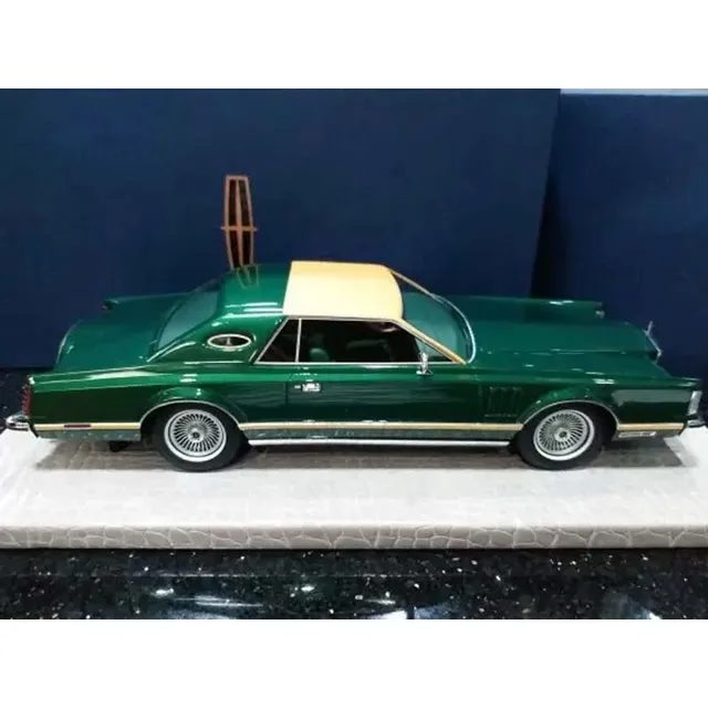 Коллекционная модель Lincoln Continental Mark V 1979 1:18 | AliExpress