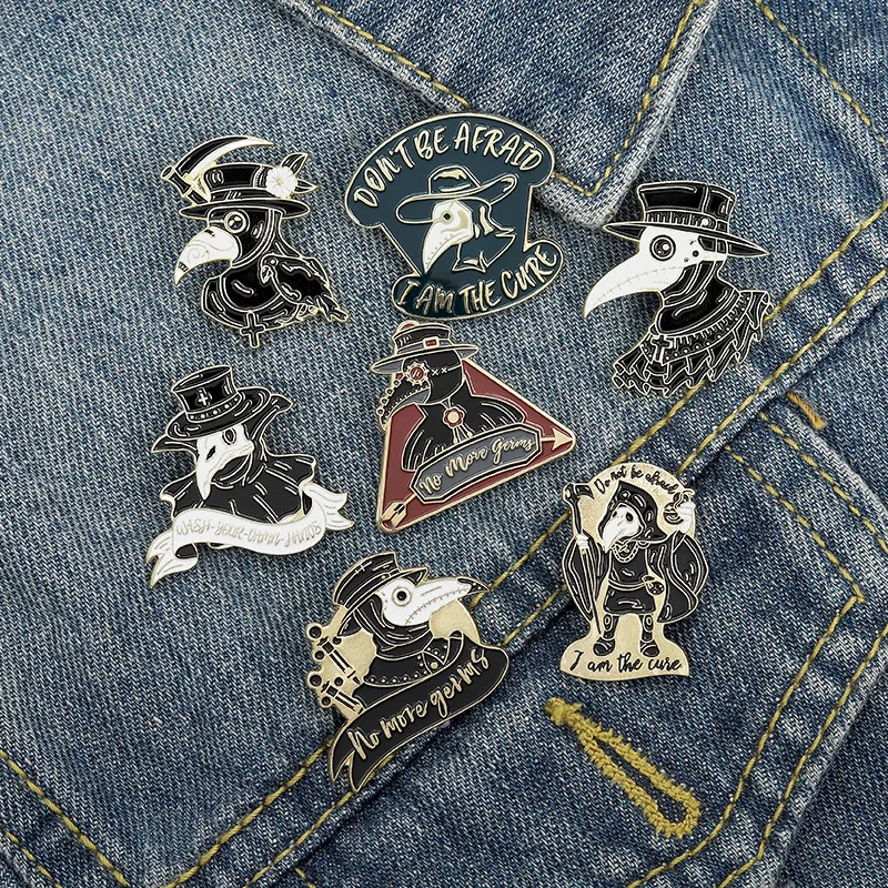 Plague Doctor Beak Alloy Cowboy Badge Creative Wild Crow Brooch Pin Cartoon Brooch Lapel Pins