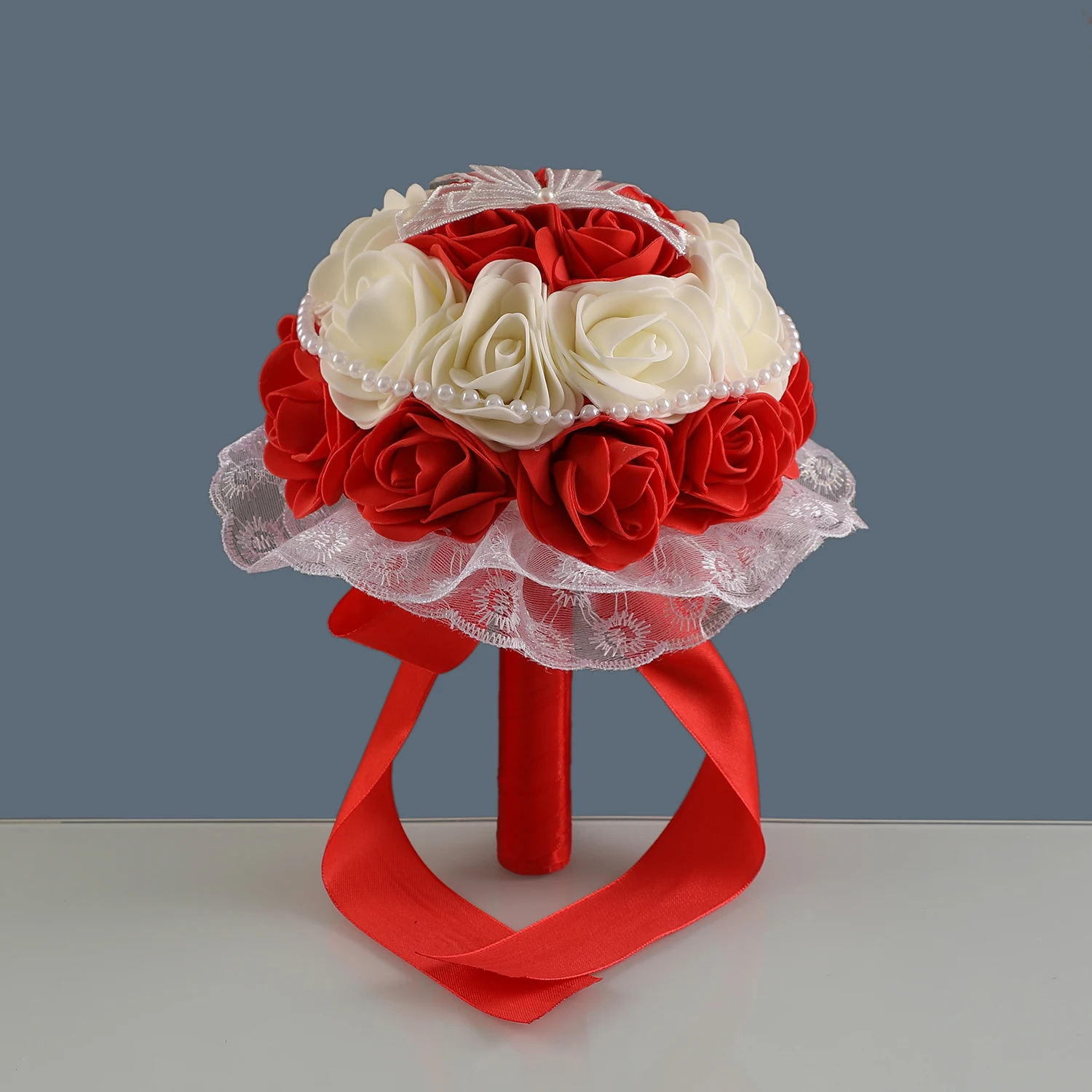 buque-de-borboletas-romantico-buque-de-casamento-entrelacado-com-perolas-luxuoso-e-romantico--shoot-de-noivado-acessorios-de-noiva