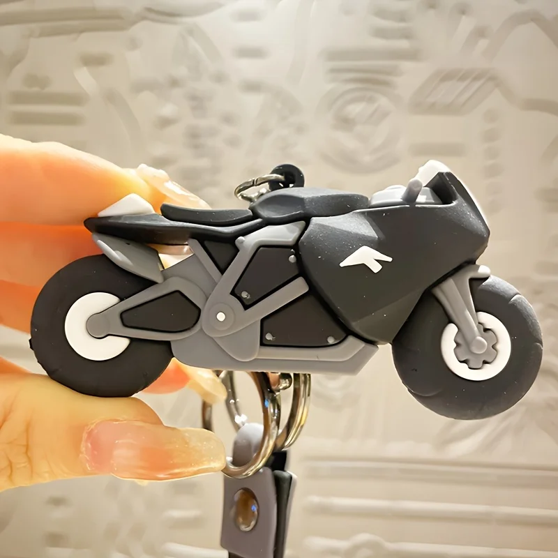 1pc Mini Motorcycle Keychain Cute Model Key Chain Ring Bag Backpack Charm Car Hanging Pendant Motor Racing Boys Girls Gift