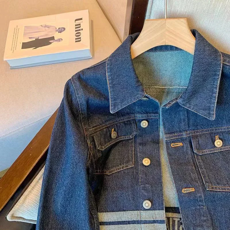 American retro dark blue stitching denim jacket women's early autumn 2024 new design lapel temperament high-grade loose jacket