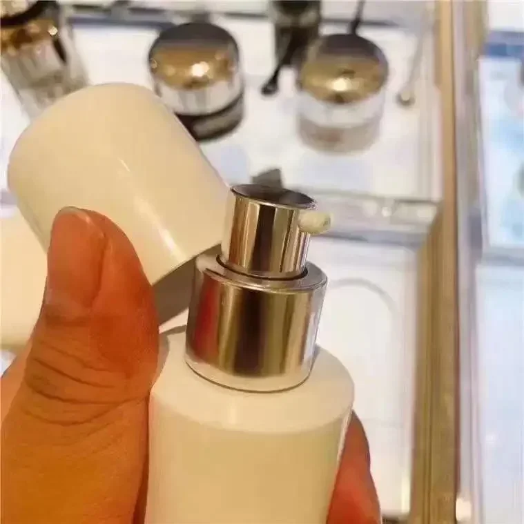 Nueva llegada la loción suave hidratante 50 ml herramienta de maquillaje mz001