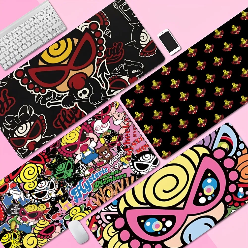 Japan Fashion Hysteric Mini Girl Pad Unique Desktop Pad Game Mousepad Size For Large Edge Locking Game Keyboard Pad