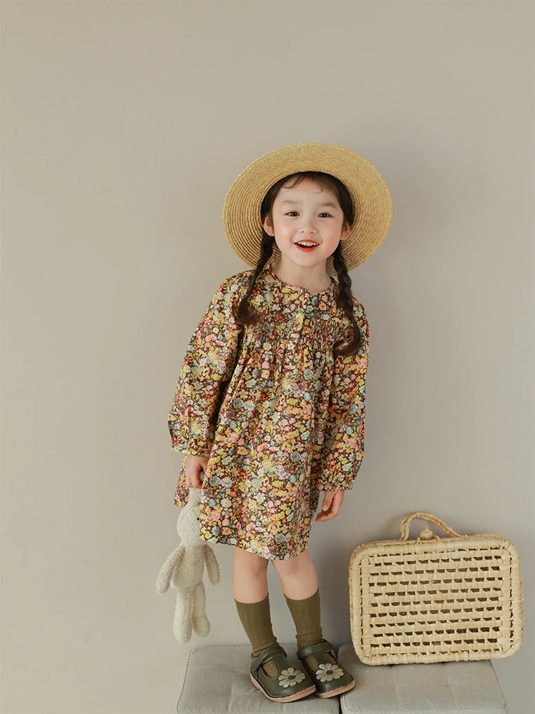 2024 Retro Floral Girls Princess Dress Korean Fashion Long Sleeves Baby Girl New Top Flower Printed Casual Clothing for Children