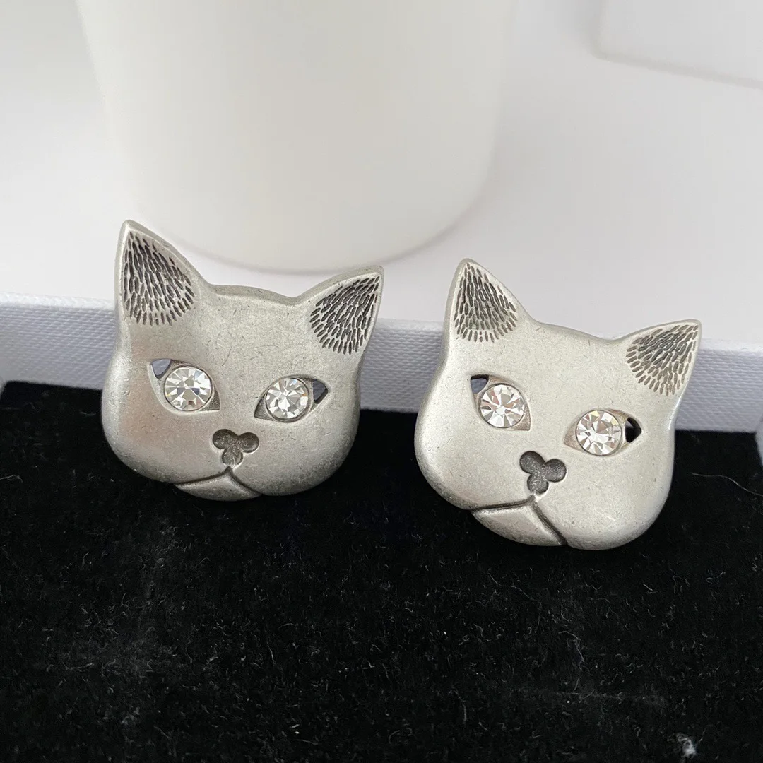 Earrings Light Luxury Retro Cat Personality Earclips For Women Aretes De Mujer Pendientes Boucle D’Oreille Orecchini Clip De
