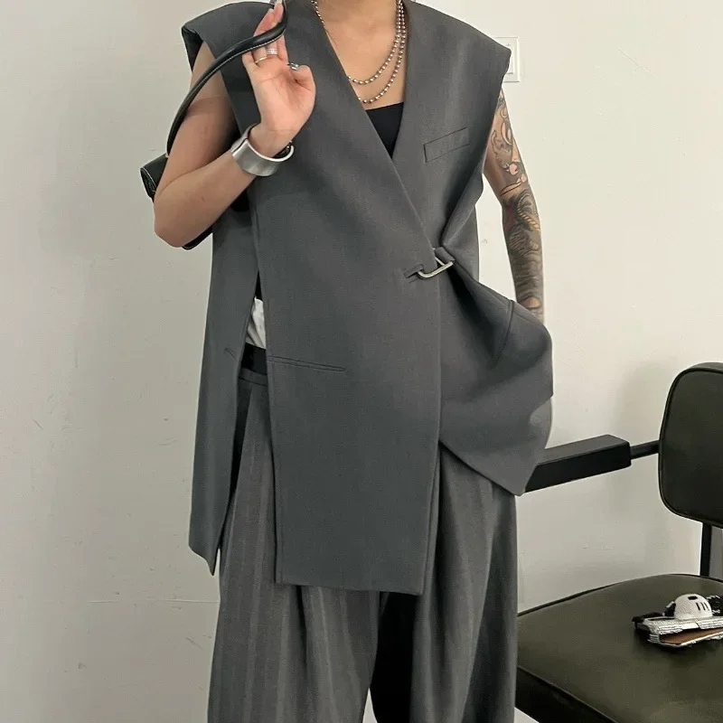 2024 صيف جديد Ins تصميم عصري حسية الكورية نمط فضفاض صالح أكمام ياقة دعوى سترة الكتف سترة للنساء